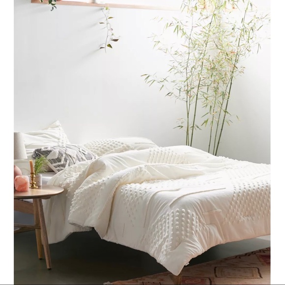 Urban Outfitters comforter set - Picture 2 of 4